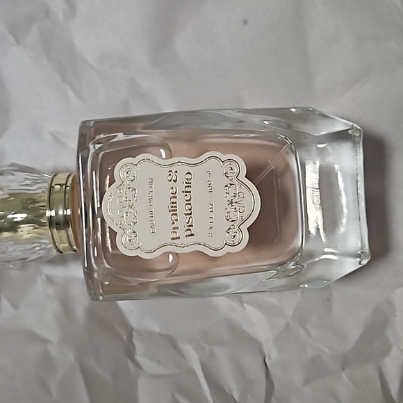 Praline and pistachios perfume - Picture 2 of 3